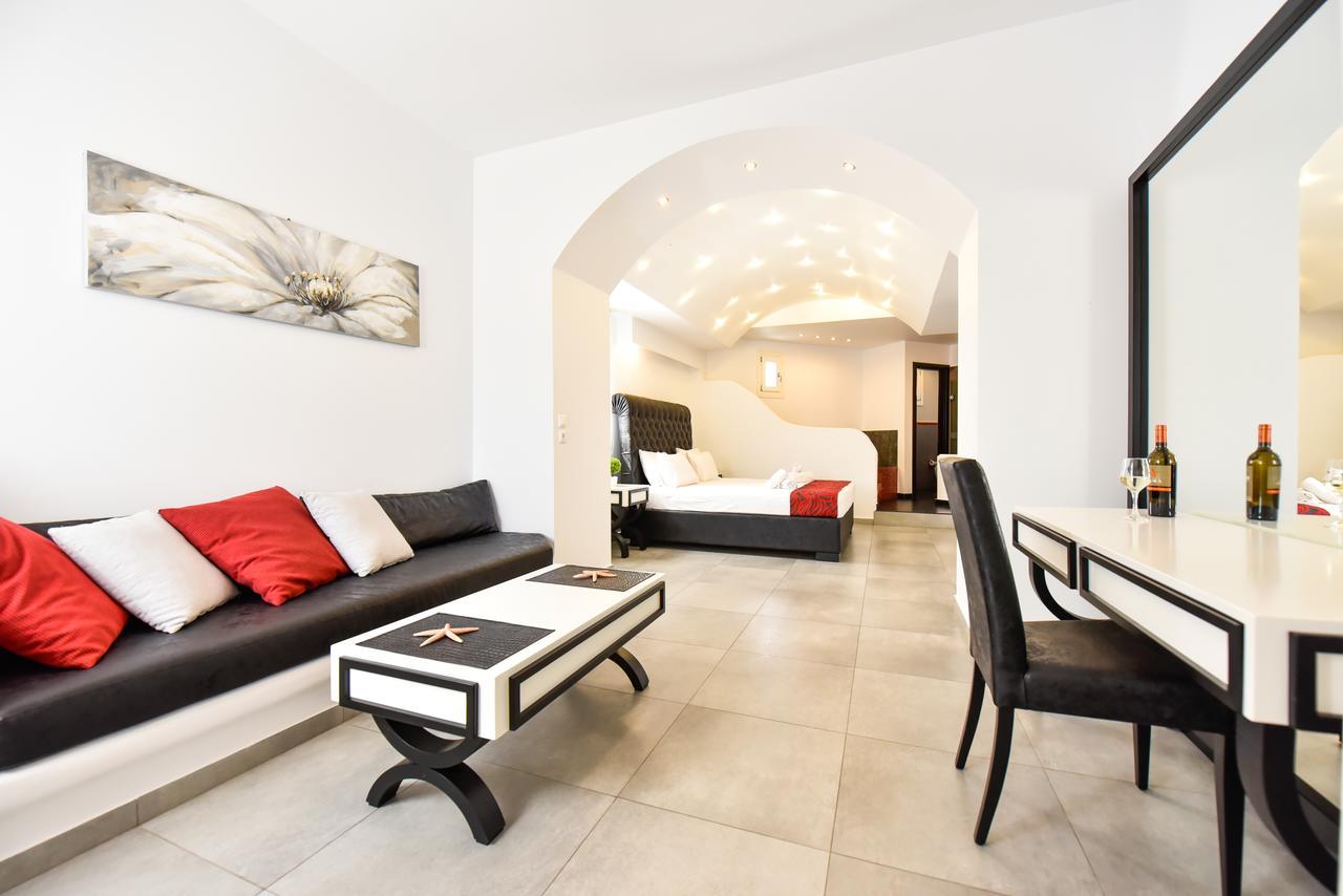 Queen Boutique Suites Mykonos Town Esterno foto