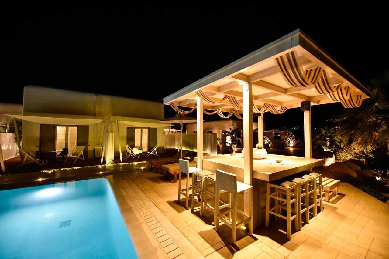 Queen Boutique Suites Mykonos Town Esterno foto