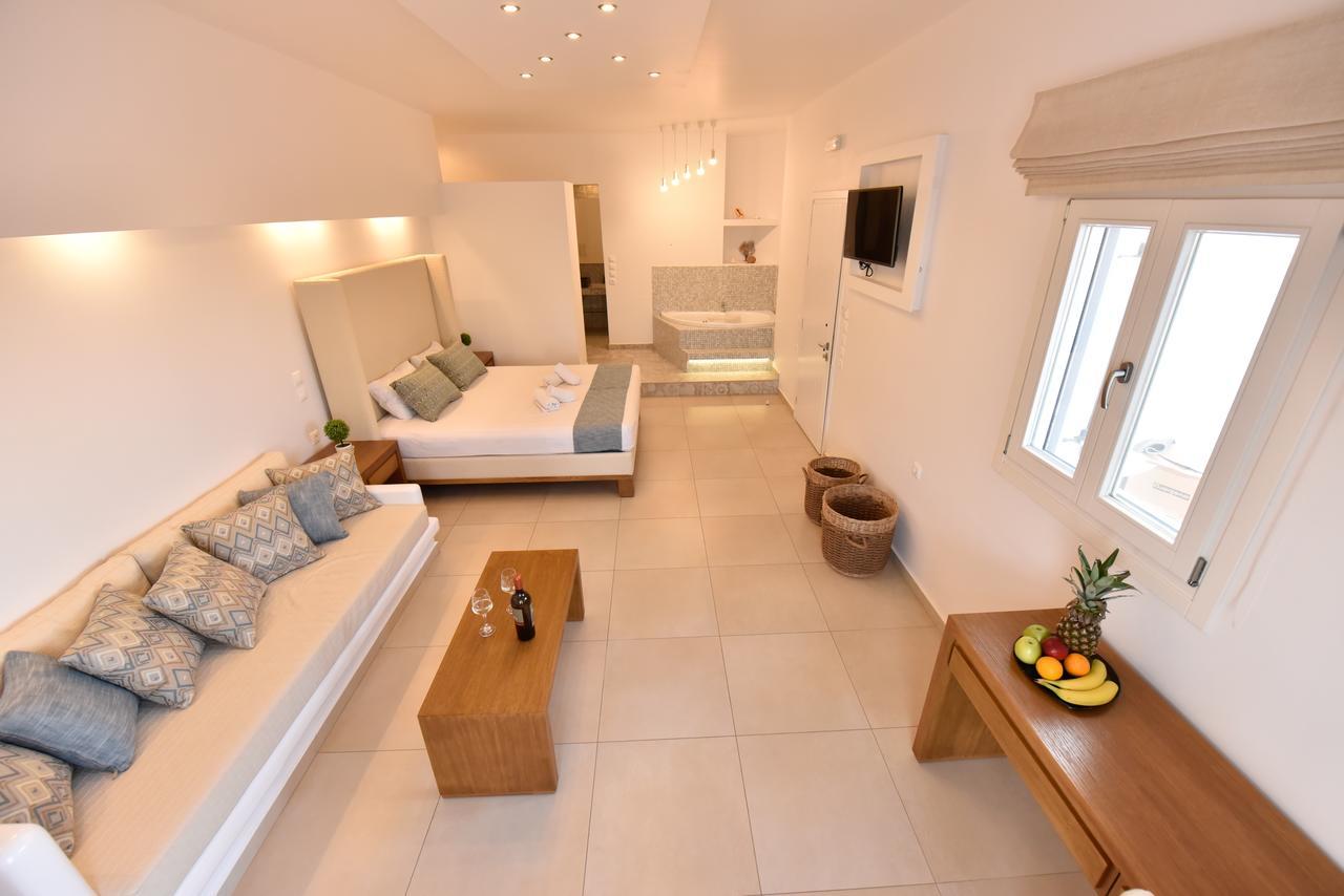 Queen Boutique Suites Mykonos Town Esterno foto
